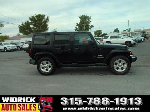 2013 Jeep Wrangler Unlimited Sahara
