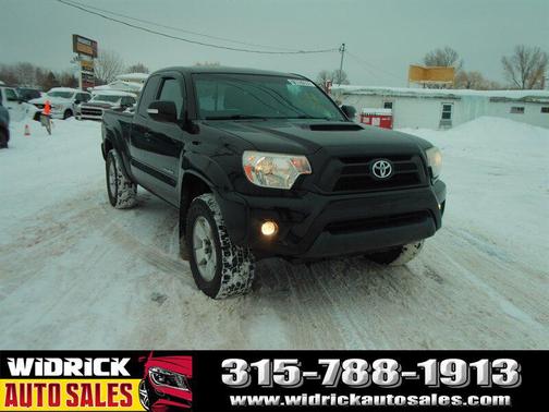 2015 Toyota Tacoma Base