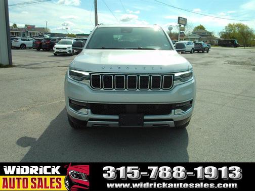 Silver Zynith 2024 Jeep Wagoneer L Series II