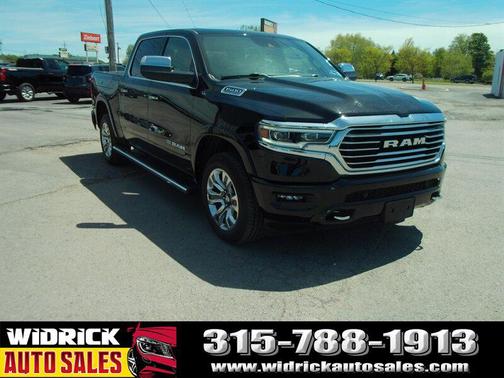 Diamond Black Crystal Pearl Coat 2022 RAM 1500 Longhorn