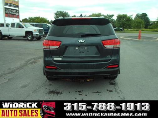 2017 Kia Sorento LX
