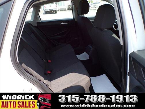 Photo 5 of 17 of 2019 Volkswagen Jetta 1.4T S