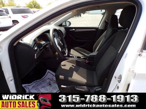 Photo 4 of 17 of 2019 Volkswagen Jetta 1.4T S
