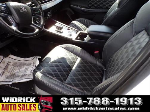 2022 Mitsubishi Outlander SEL