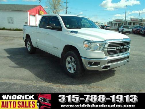 Bright White Clear Coat 2021 RAM 1500 Big Horn/Lone Star