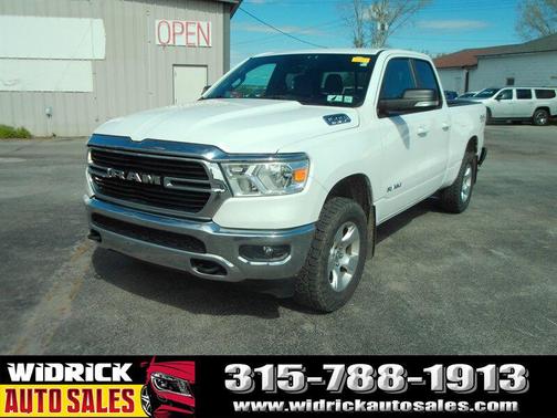 Bright White Clear Coat 2021 RAM 1500 Big Horn/Lone Star