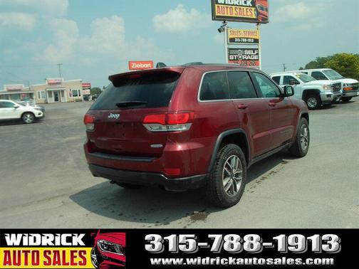2020 Jeep Grand Cherokee Laredo