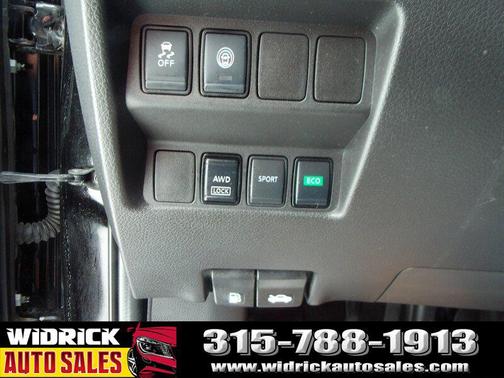 2022 Nissan Rogue Sport S