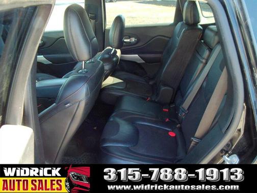 2017 Jeep Cherokee Trailhawk