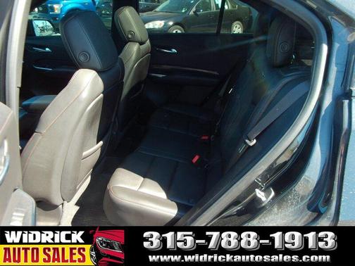 Stellar Black Metallic 2019 Cadillac XT4 Sport