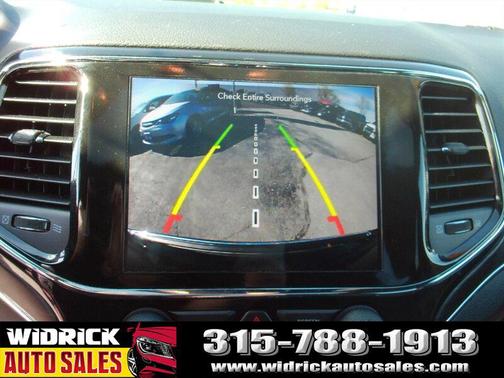 Diamond Black Crystal Pearl Coat 2022 Jeep Grand Cherokee Limited