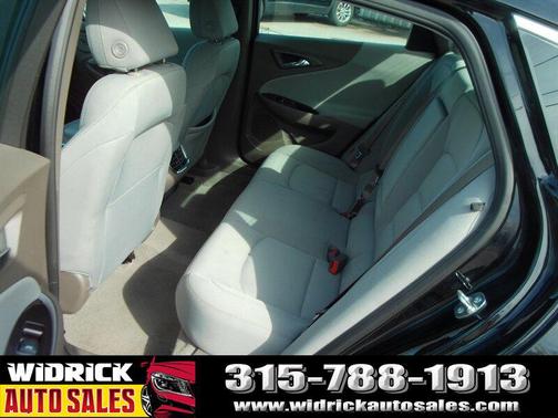 Mosaic Black Metallic 2025 Chevrolet Malibu FWD 1LT