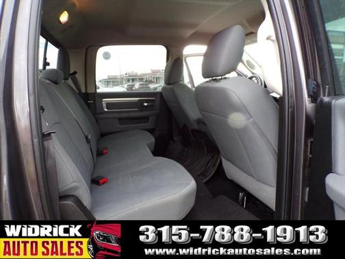 Granite Crystal Metallic Clearcoat 2020 RAM 1500 Classic SLT