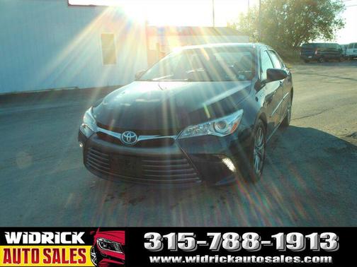 2017 Toyota Camry Hybrid SE