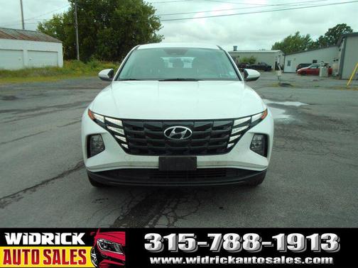 2022 Hyundai TUCSON SE