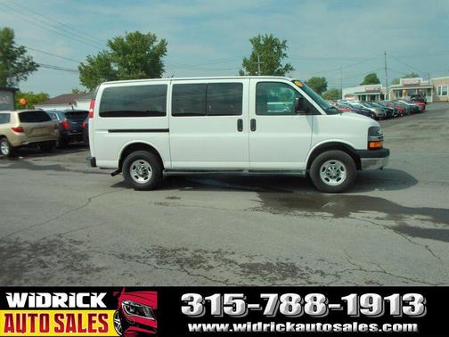 2016 Chevrolet Express 3500 LT