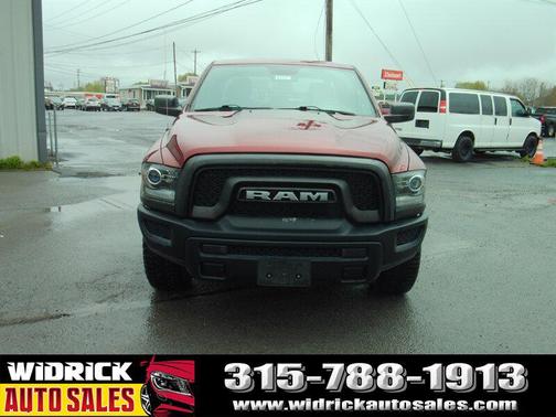 Delmonico Red Pearl Coat 2021 RAM 1500 Classic Warlock