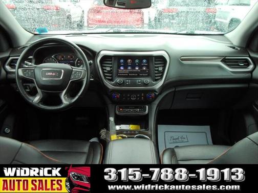 2021 GMC Acadia AT4
