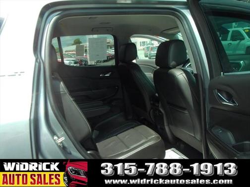 2020 GMC Acadia SLT