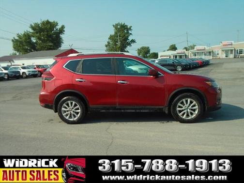 2018 Nissan Rogue SV