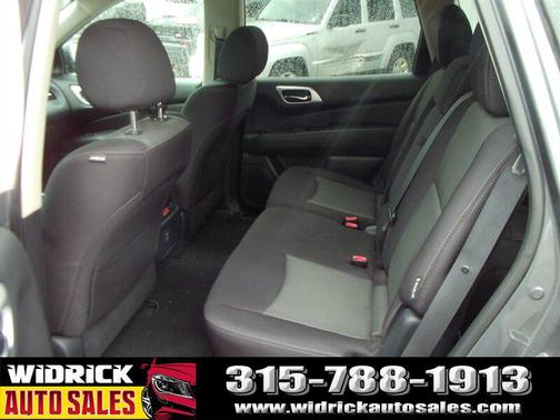 Gun Metallic 2018 Nissan Pathfinder S