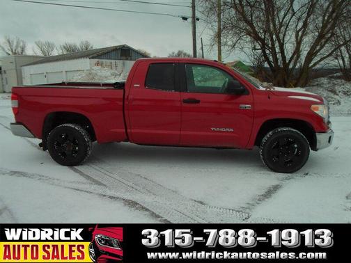 2017 Toyota Tundra SR5