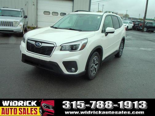 Crystal White Pearl 2021 Subaru Forester Premium