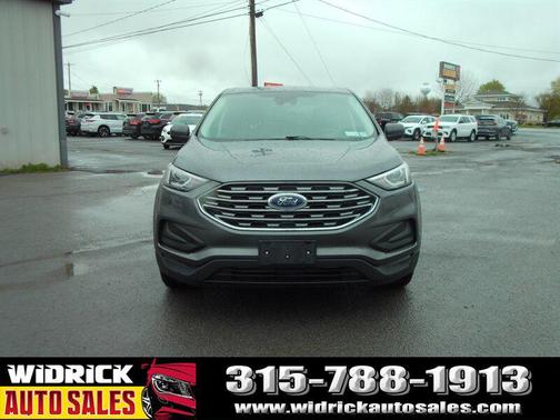 Carbonized Gray 2022 Ford Edge SE