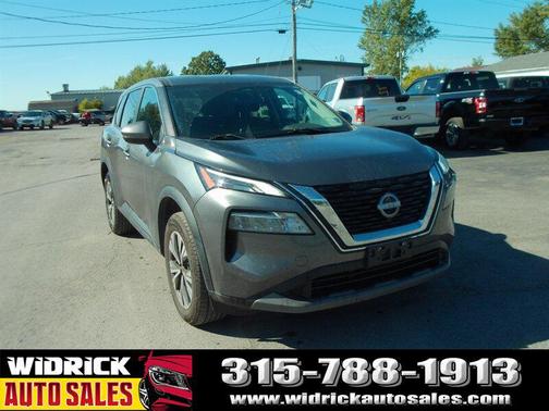 2022 Nissan Rogue SV