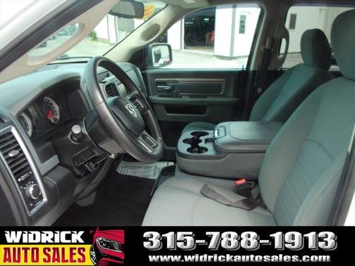 2016 RAM 1500 SLT