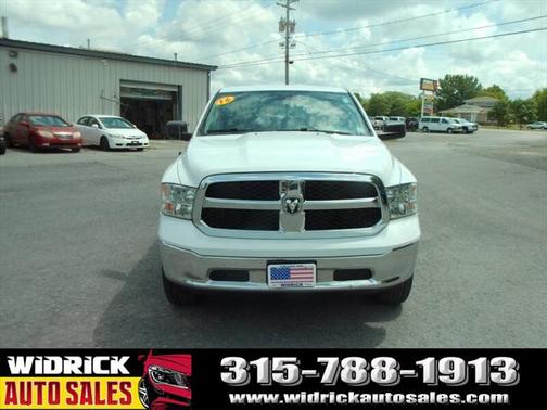 2016 RAM 1500 SLT