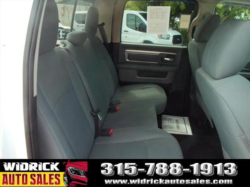 2016 RAM 1500 SLT