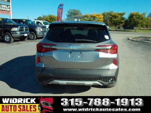 2023 Kia Seltos LX
