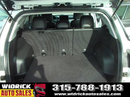 Bright White Clear Coat 2022 Jeep Compass Limited