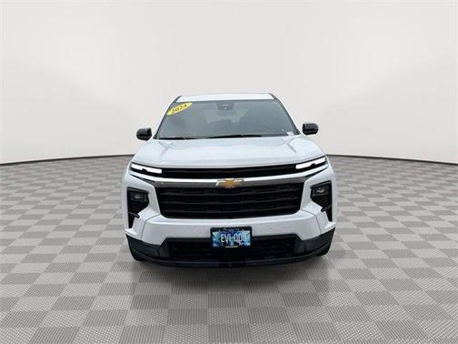 2024 Chevrolet Traverse LS