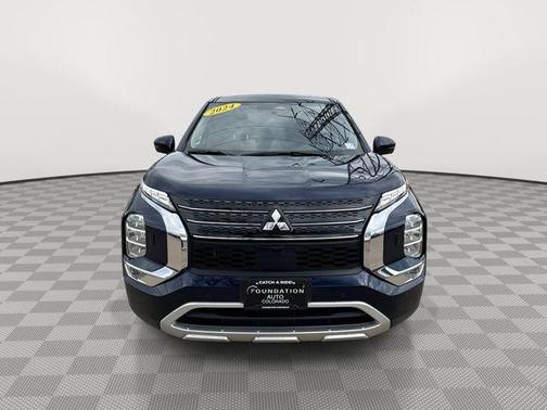 2024 Mitsubishi Outlander SE Black Edition