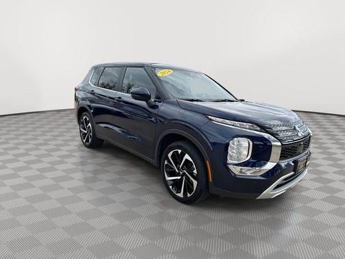 2024 Mitsubishi Outlander SE Black Edition