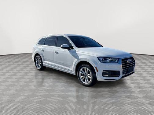 2017 Audi Q7 3.0T Premium