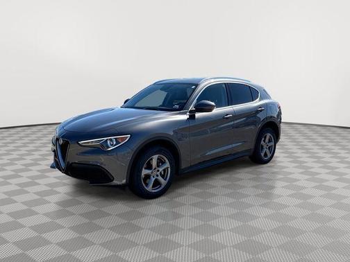 2018 Alfa Romeo Stelvio Base