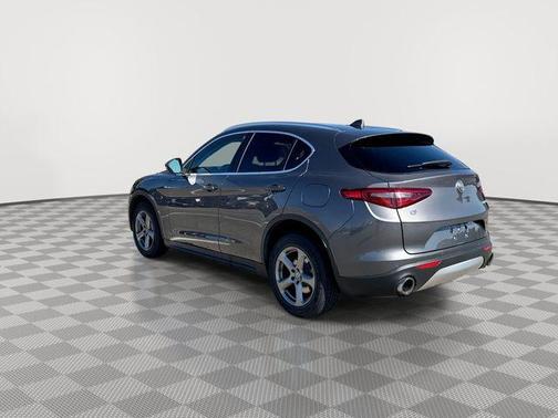 2018 Alfa Romeo Stelvio Base