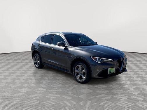 2018 Alfa Romeo Stelvio Base