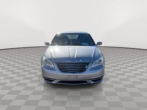 2013 Chrysler 200 LX