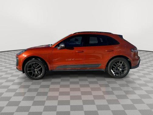 2023 Porsche Macan T