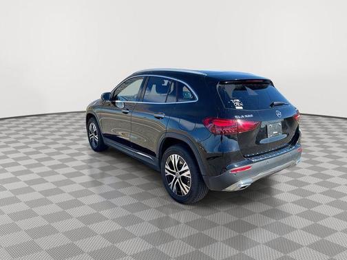 2025 Mercedes-Benz GLA 250 Base 4MATIC