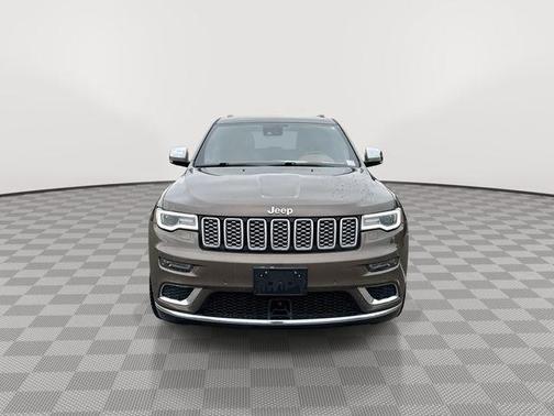 2020 Jeep Grand Cherokee Summit