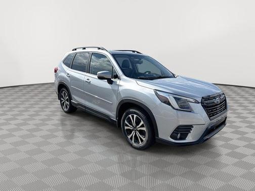 Ice Silver Metallic 2022 Subaru Forester Limited