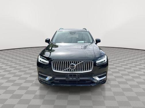 2024 Volvo XC90 B5 Plus Bright Theme