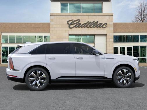 2025 Cadillac Escalade IQ Luxury 2