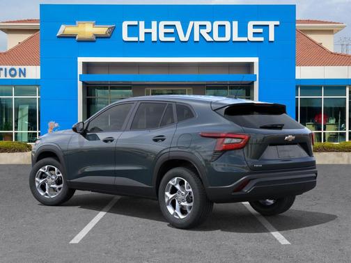 2025 Chevrolet Trax LS