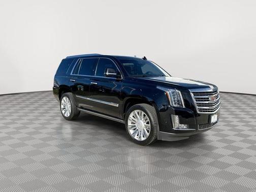 2017 Cadillac Escalade Platinum